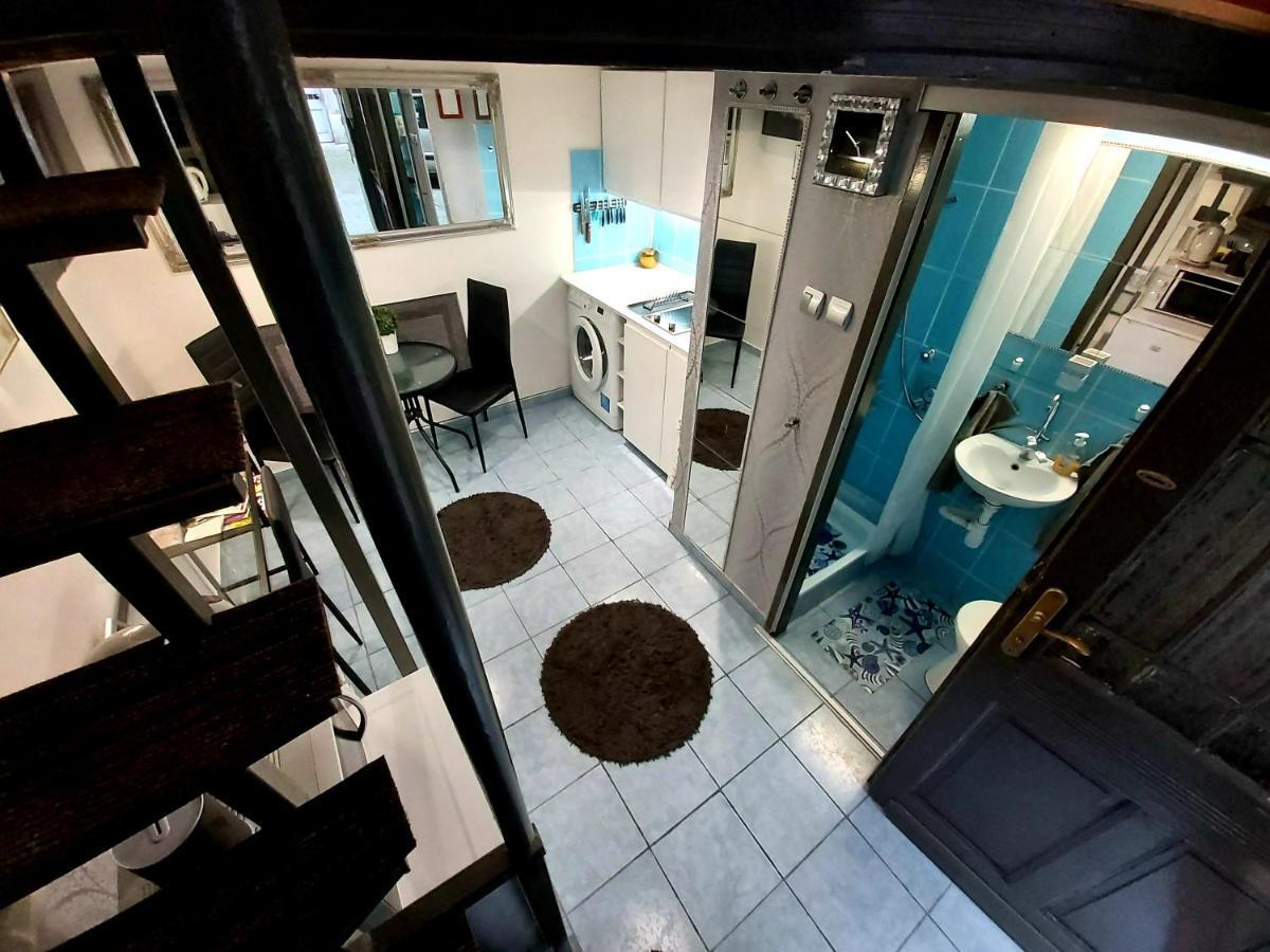 Like Studio City Centrum, Wifi, Terrace Budapest Exterior foto